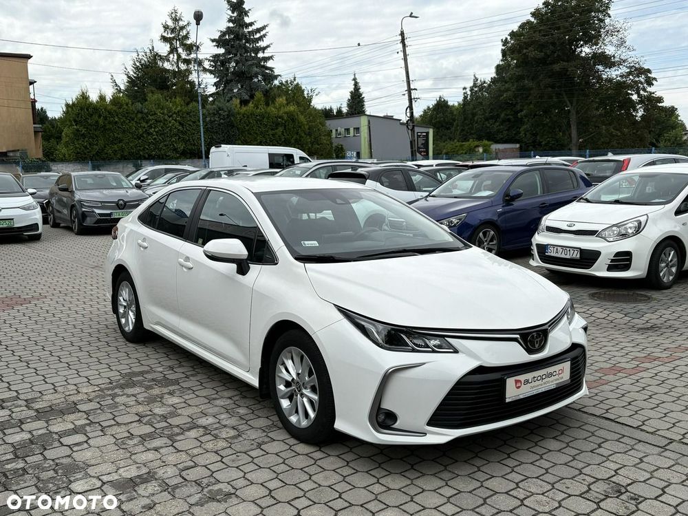 Toyota Corolla - 4