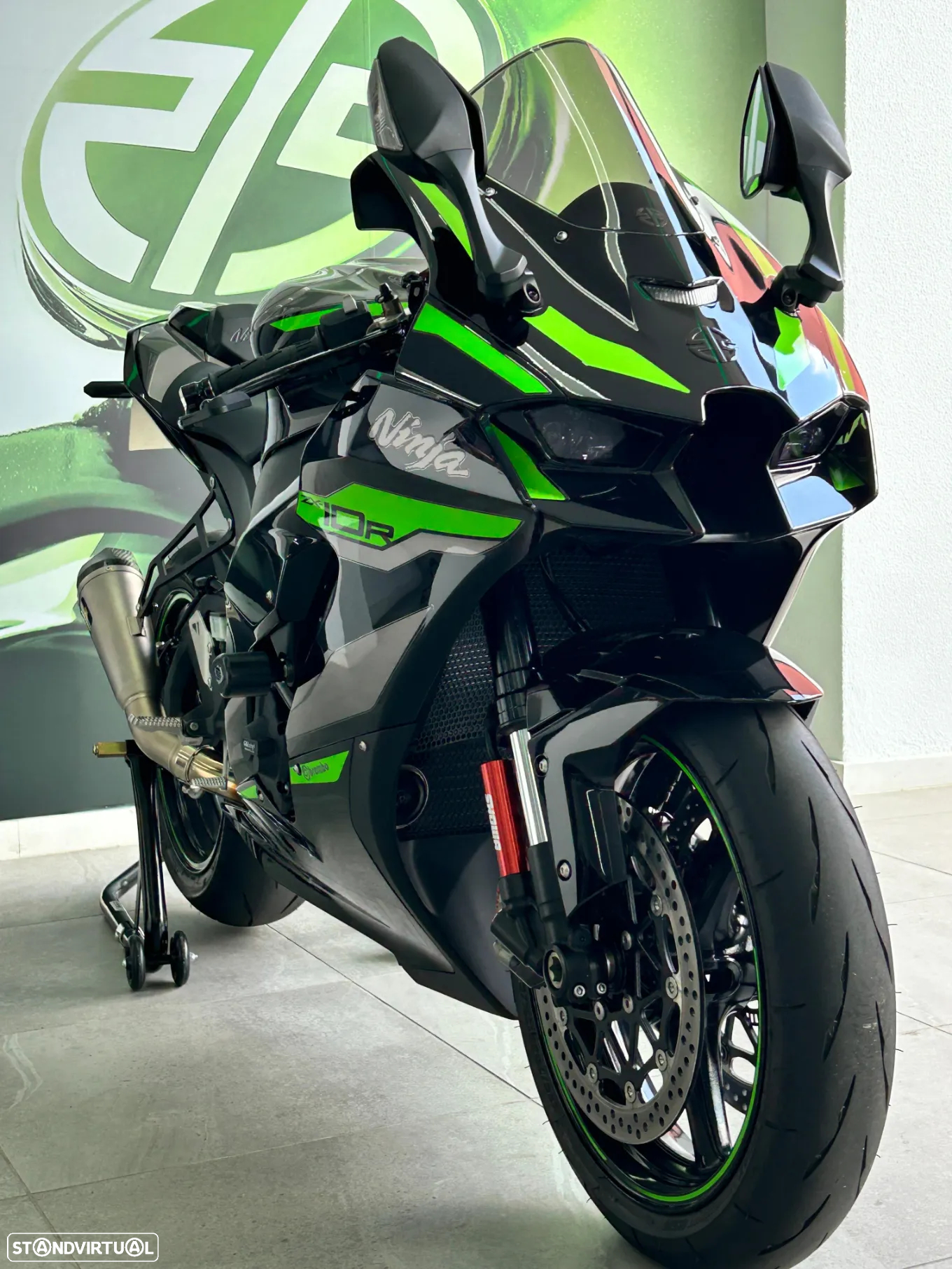 Kawasaki Ninja ZX-R - 14