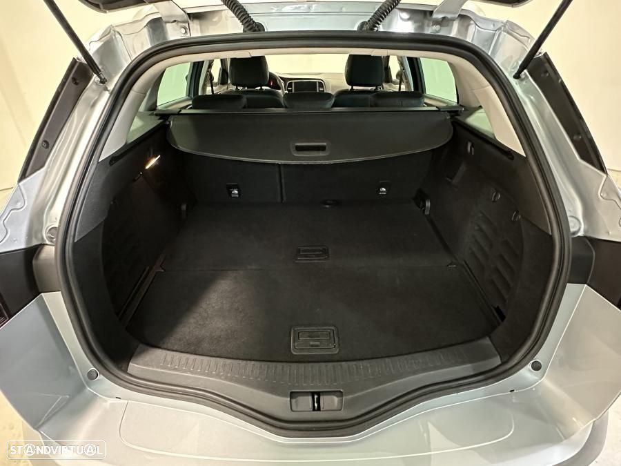 Renault Mégane Sport Tourer 1.5 Blue dCi Limited C/PM+Pneu - 31