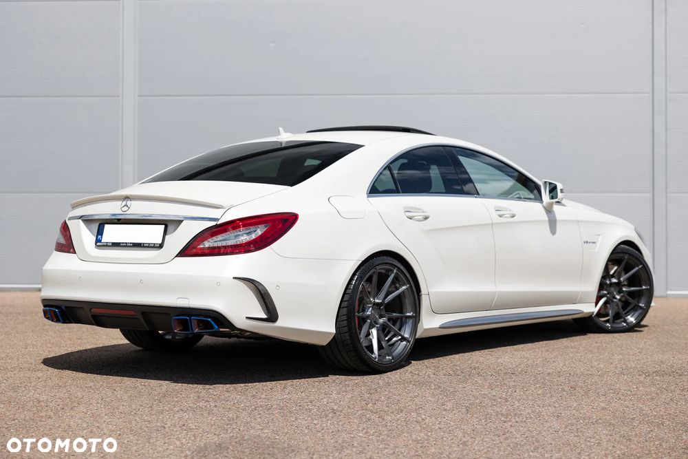 Mercedes-Benz CLS - 10