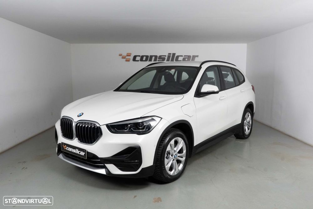 BMW X1 25 e xDrive Corporate Edition - 1