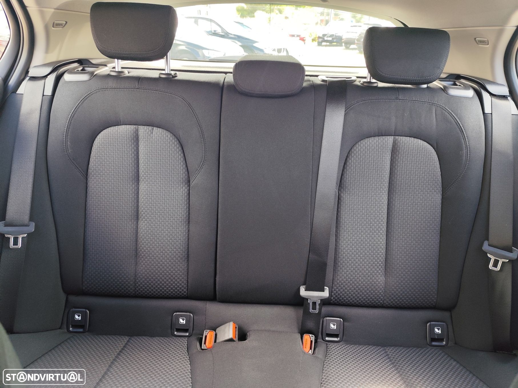 BMW 116 i Advantage - 23