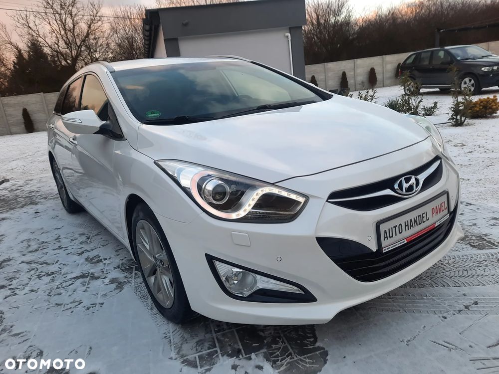 Hyundai i40 i40cw 1.7 CRDi Automatik Fifa World Cup Edition - 9