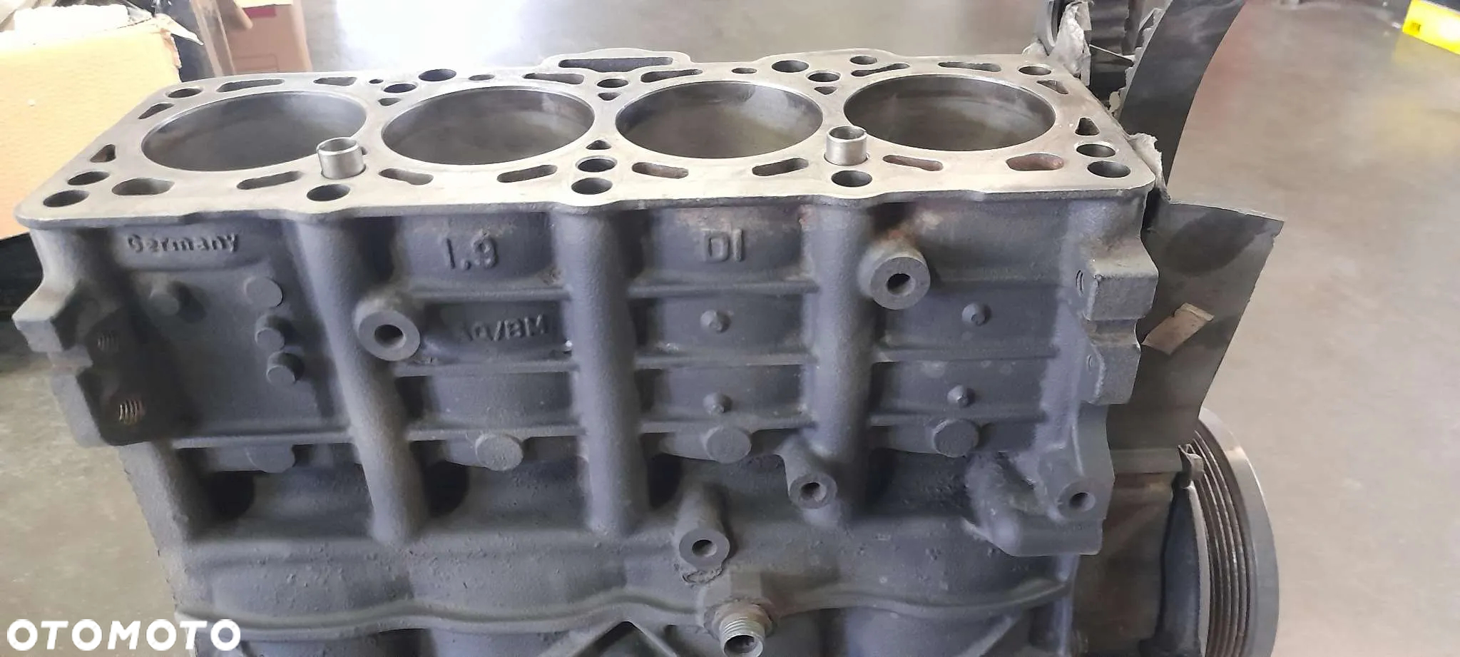 Blok silnika po regeneracji AXC 1.9 tdi - 3