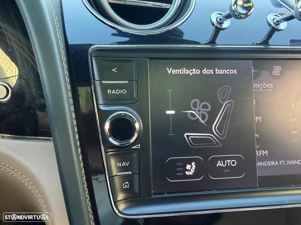 Bentley Bentayga V8 - 25