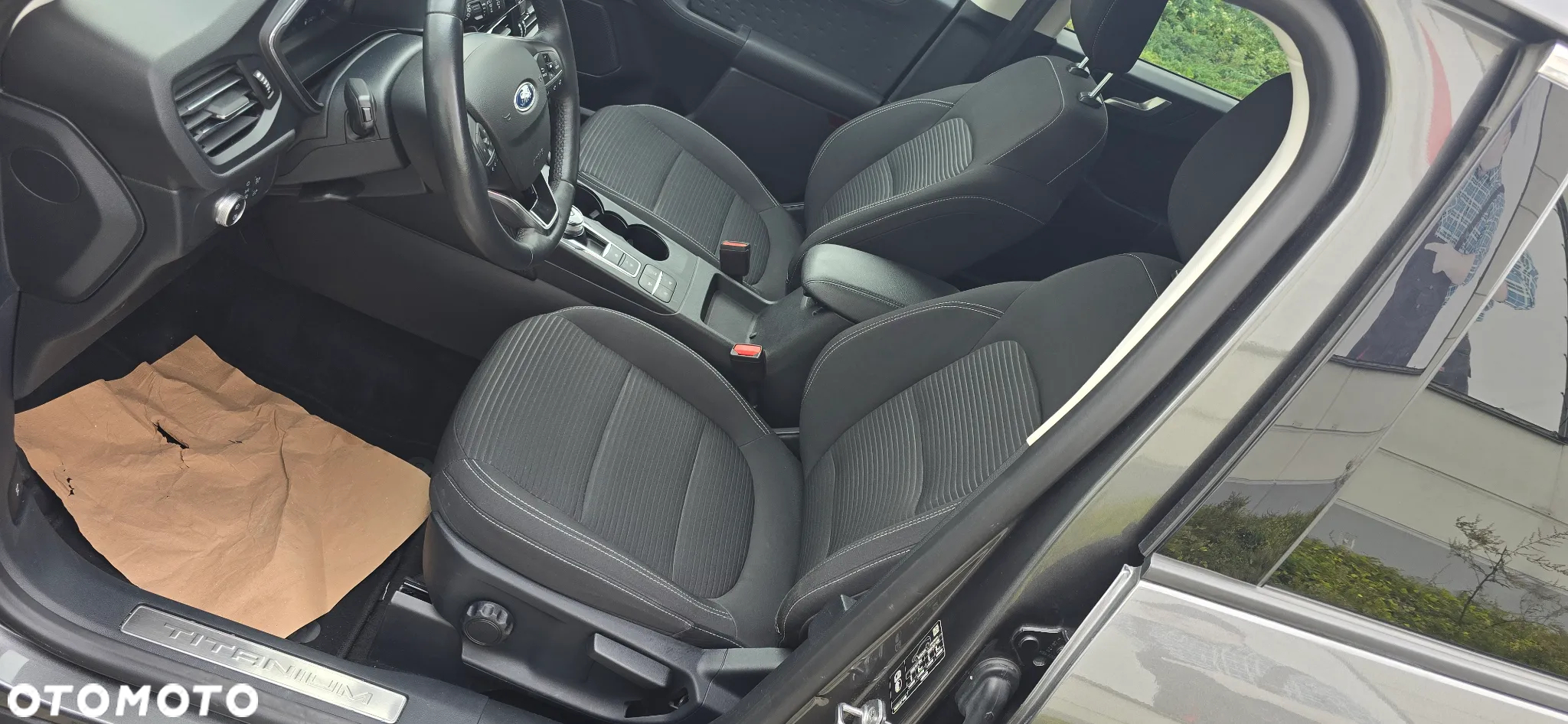 Ford Kuga 2.0 EcoBlue 4x4 TITANIUM - 17
