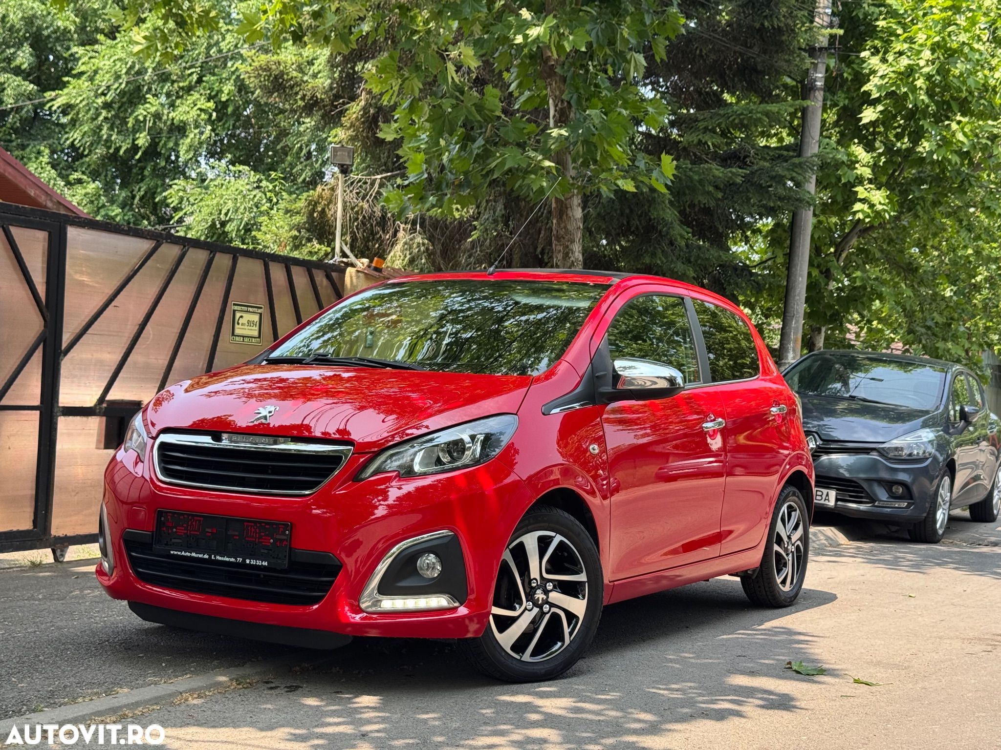 Peugeot 108 PureTech 82 Allure - 1
