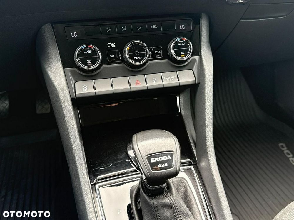 Skoda Karoq 2.0 TDI SCR 4x4 DSG Ambition - 27