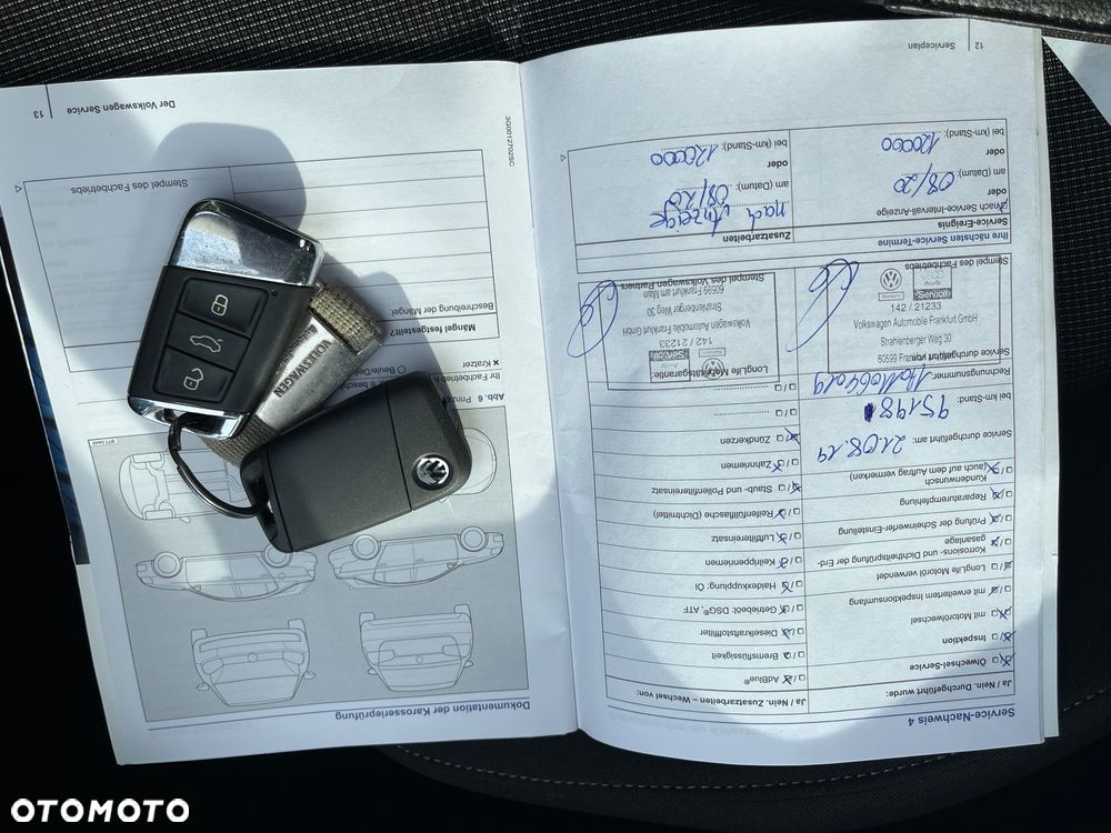 Volkswagen Passat - 8