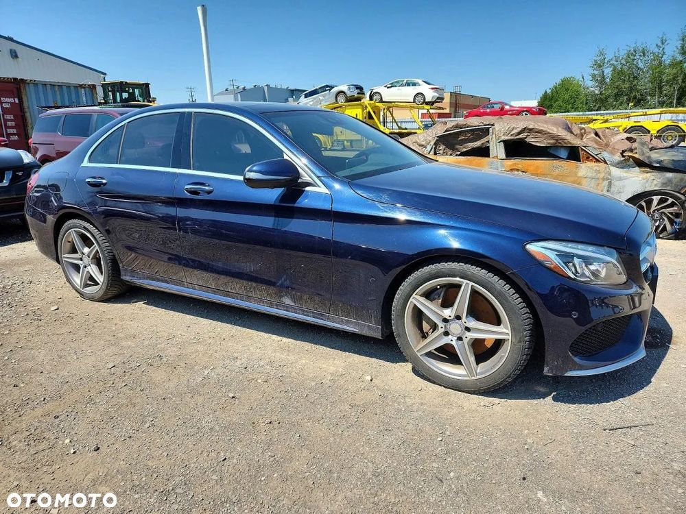 Mercedes-Benz Klasa C 300 9G-TRONIC Exclusive - 2