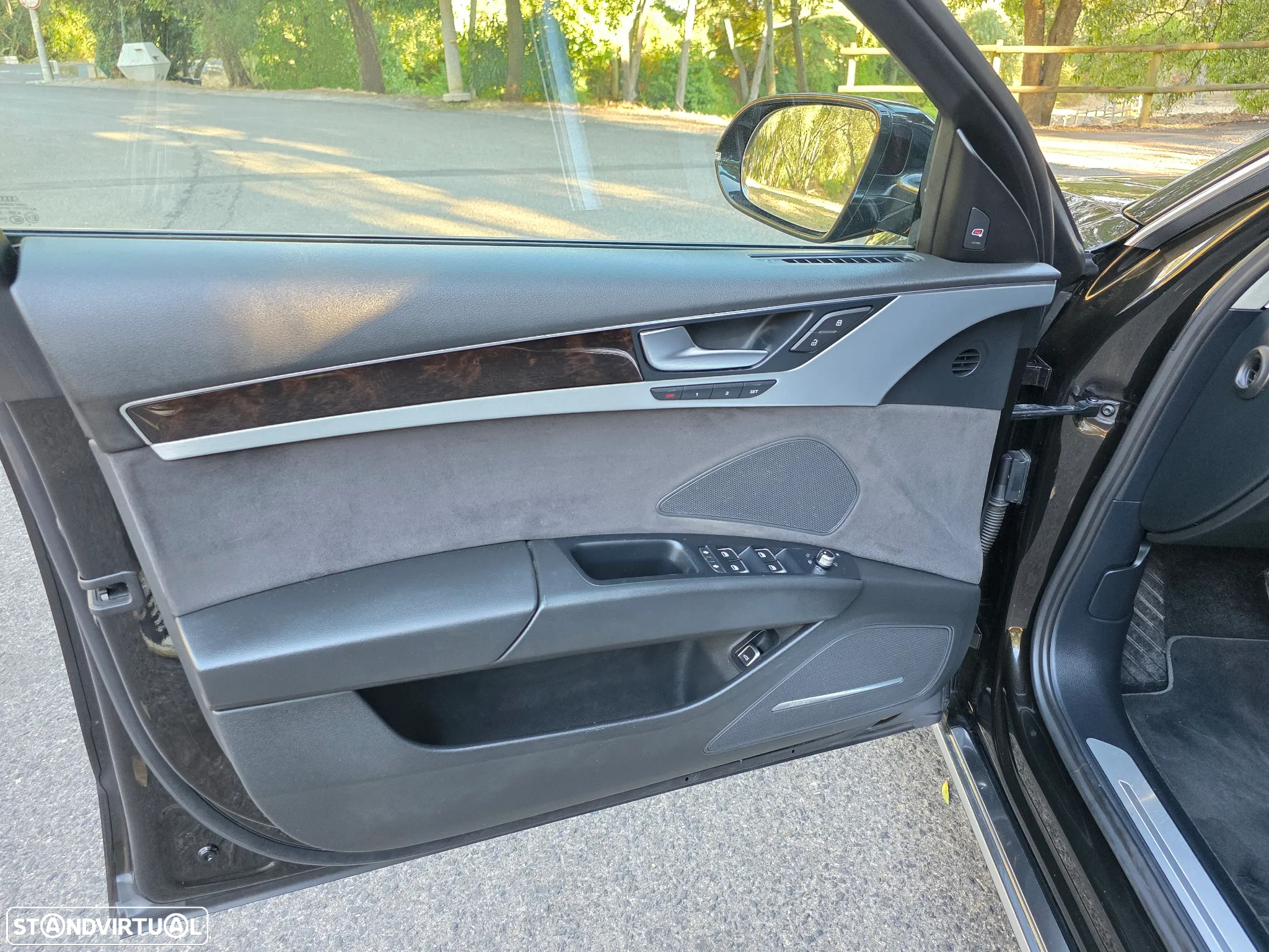 Audi A8 3.0 TDI V6 quattro Clean Diesel Exclusive - 11