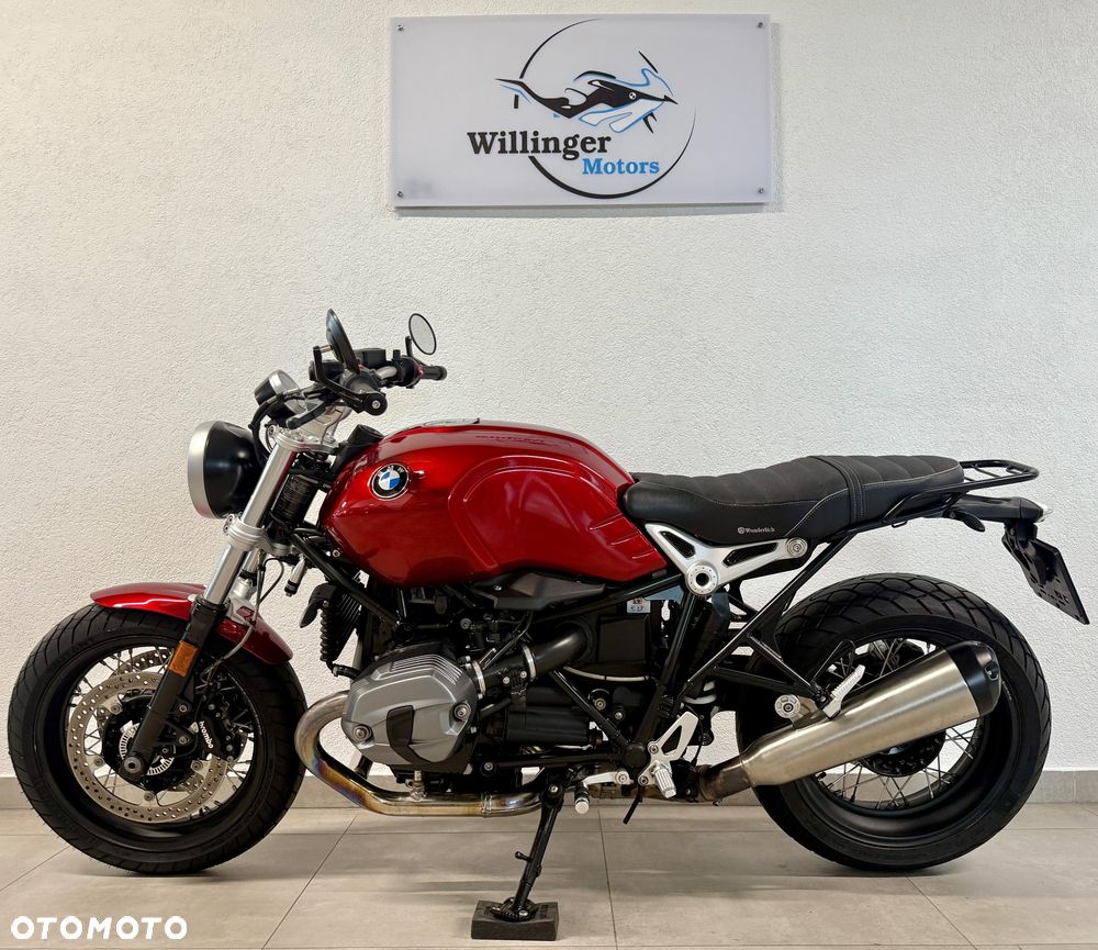 BMW R - 1
