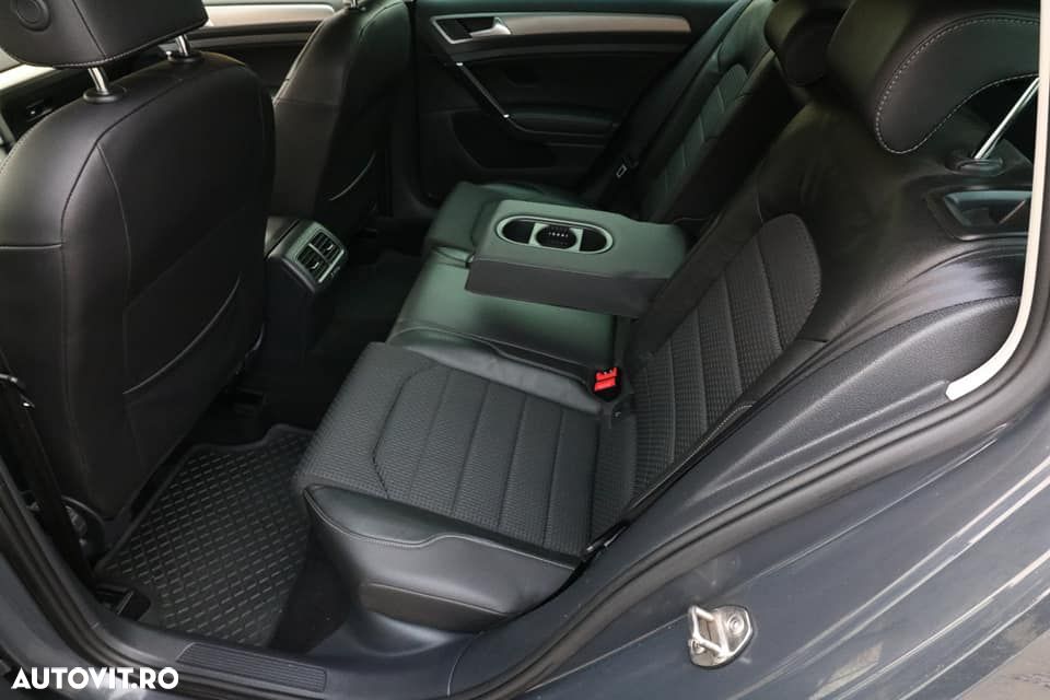 Volkswagen Golf 1.6 TDI DPF BMT Trendline - 6