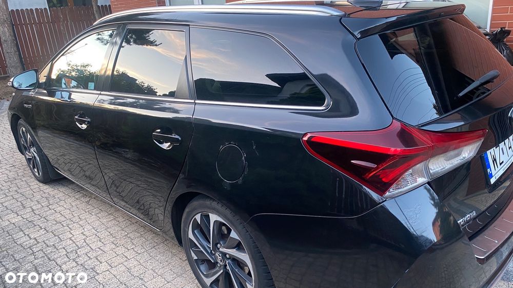 Toyota Auris Hybrid 135 Comfort - 8