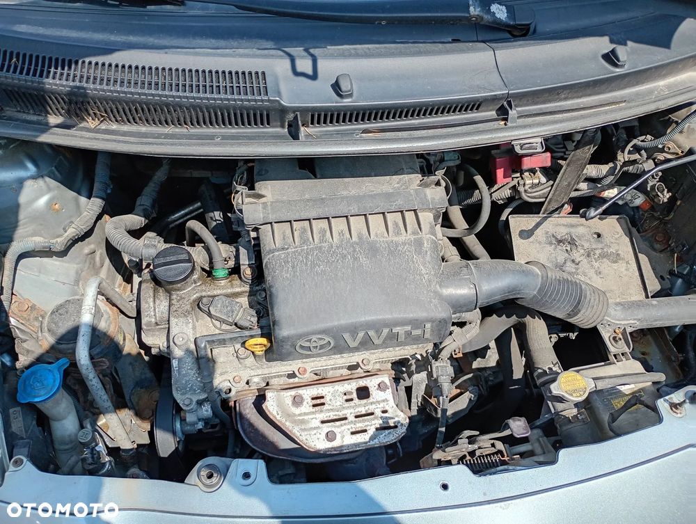 TOYOTA YARIS II 05-09 2SZ-FE 1.3 16V OSLONA PRZECIWSŁONECZNA PRAWA LEWA DASZEK SŁONECZNIK - 26