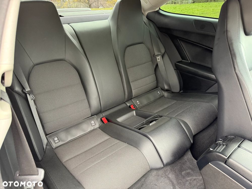 Mercedes-Benz Klasa C 180 BlueEFFICIENCY - 20