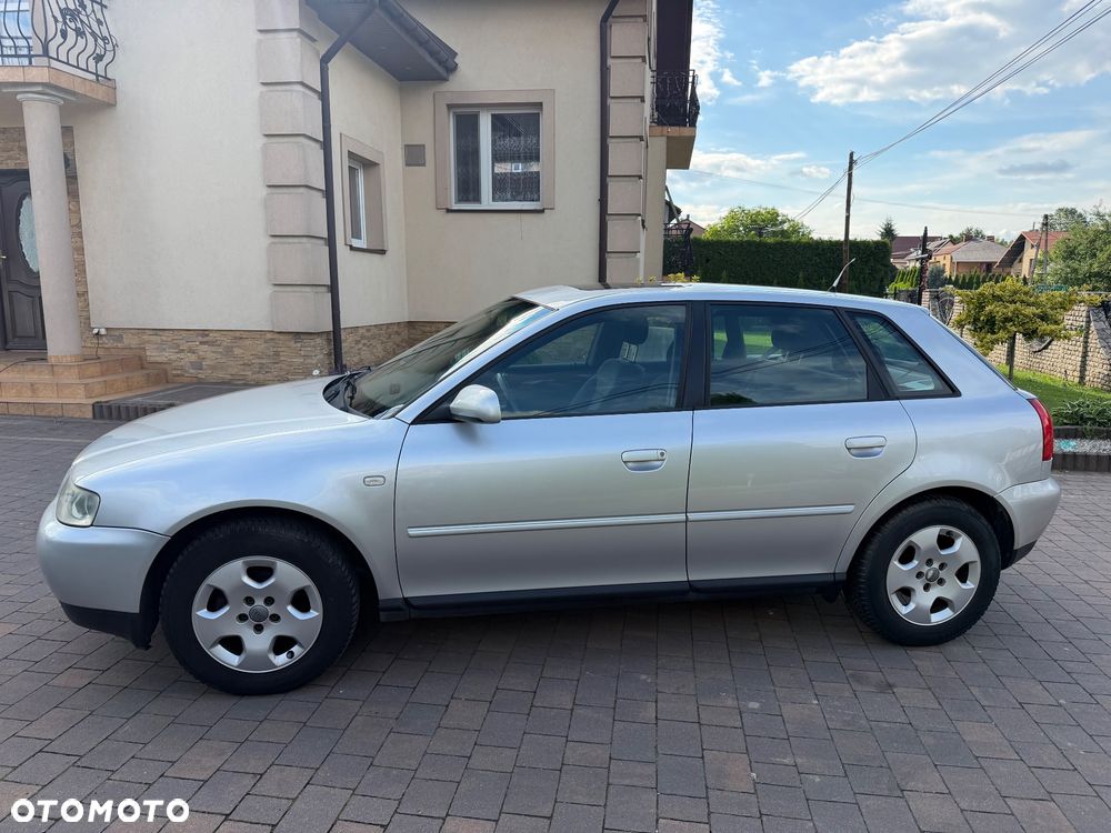 Audi A3 Sportback 1.6 Ambition - 5