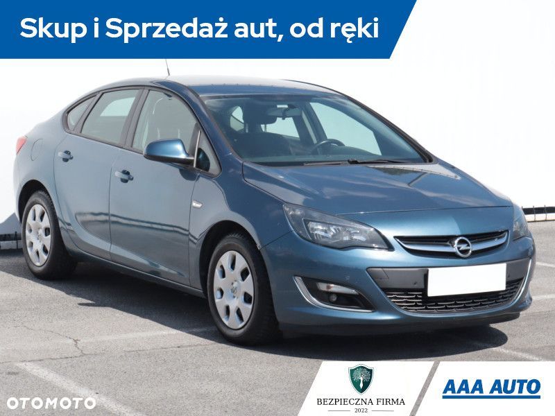 Opel Astra - 3