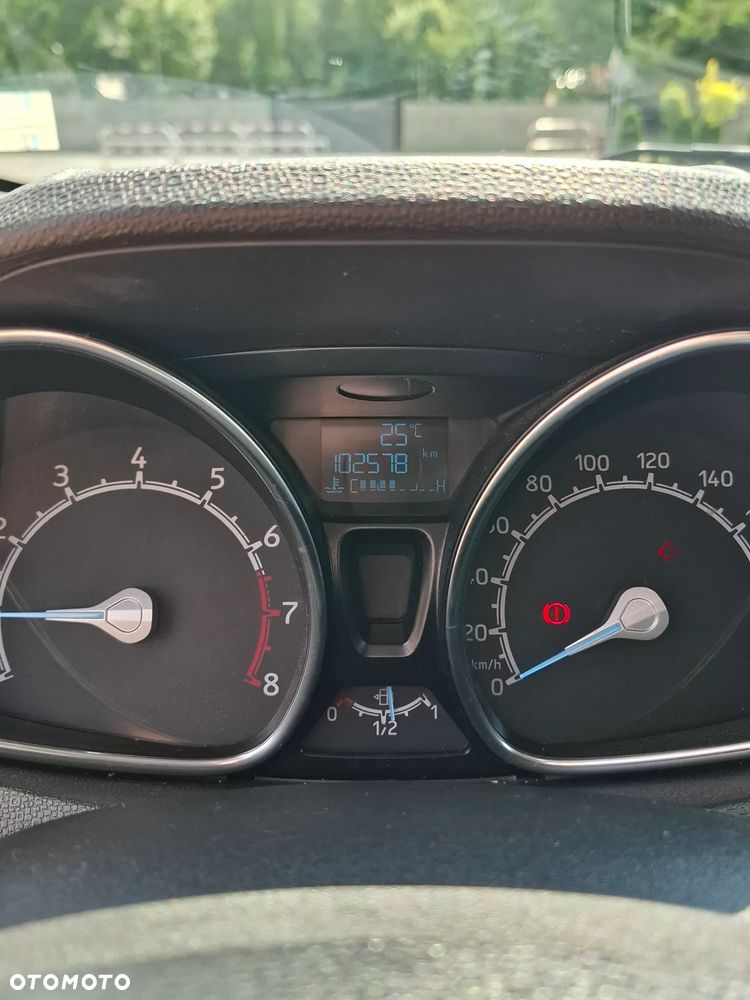 Ford EcoSport - 7