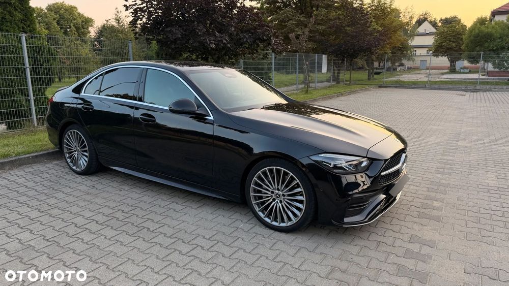 Mercedes-Benz Klasa C 300 d 9G-TRONIC AMG Line - 3