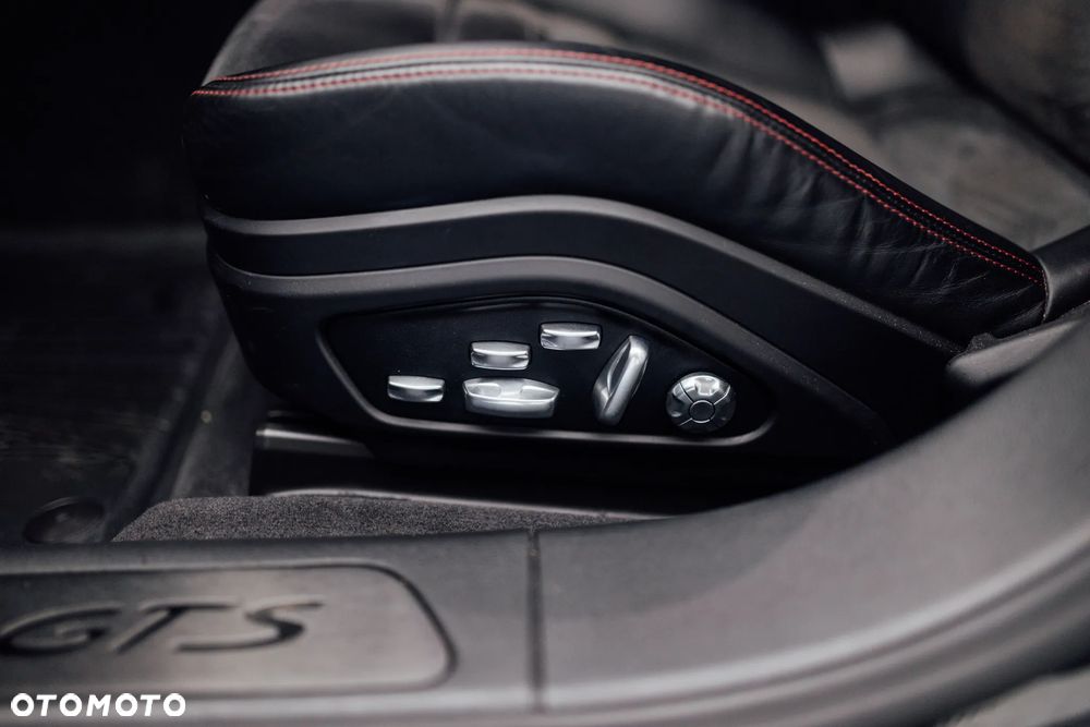 Porsche Panamera GTS GPF - 21