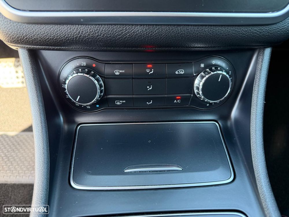 Mercedes-Benz CLA 220 d Shooting Brake AMG Line Aut. - 25