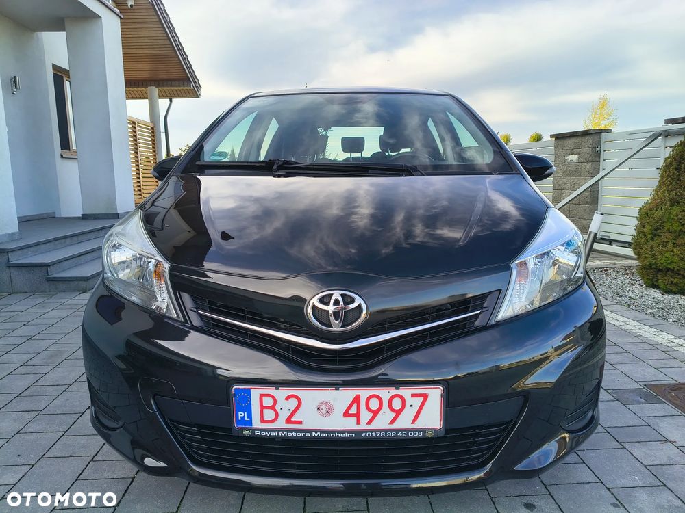 Toyota Yaris 2012 photo 4