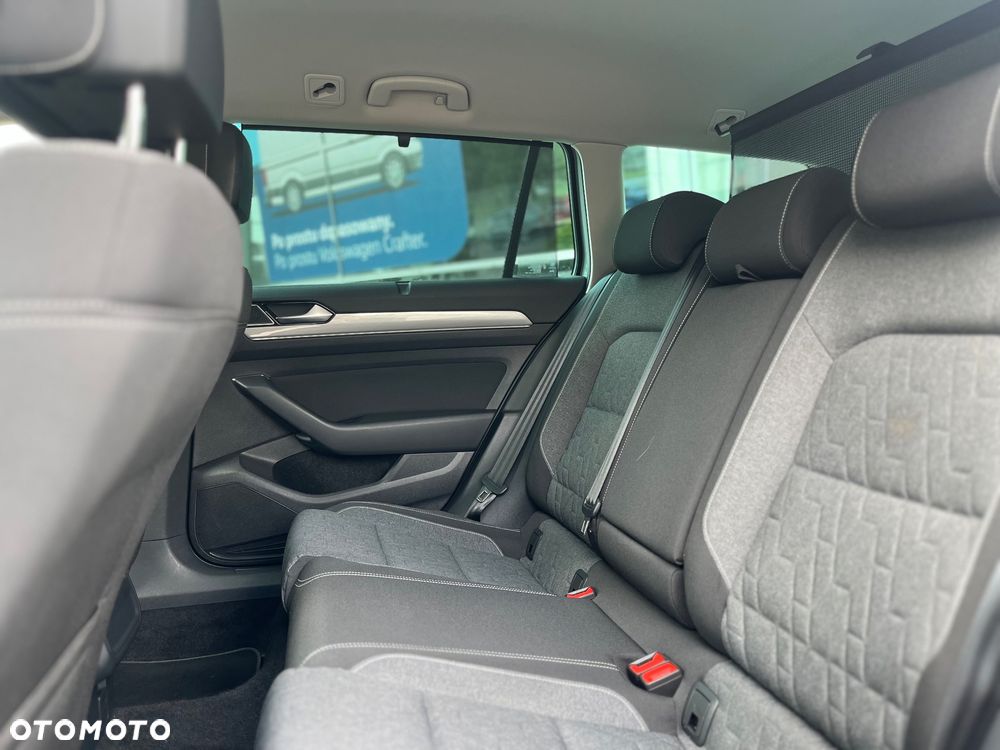 Volkswagen Passat Variant 1.5 TSI EVO Business DSG - 17