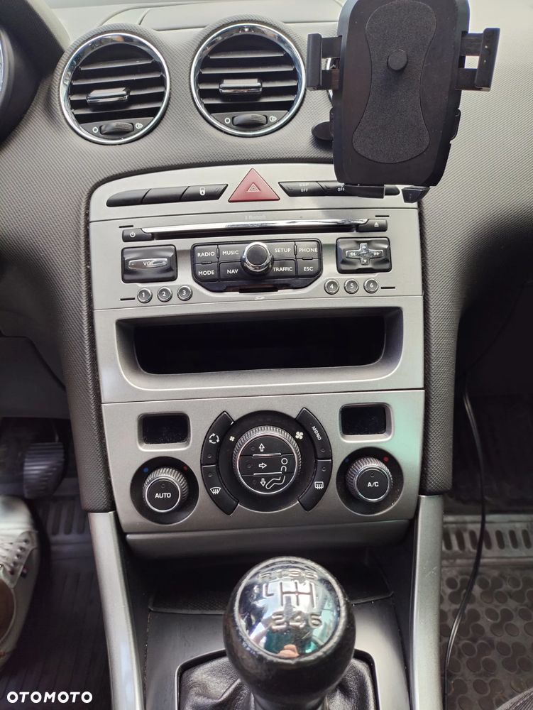 Peugeot 308 1.6 HDi Premium - 11