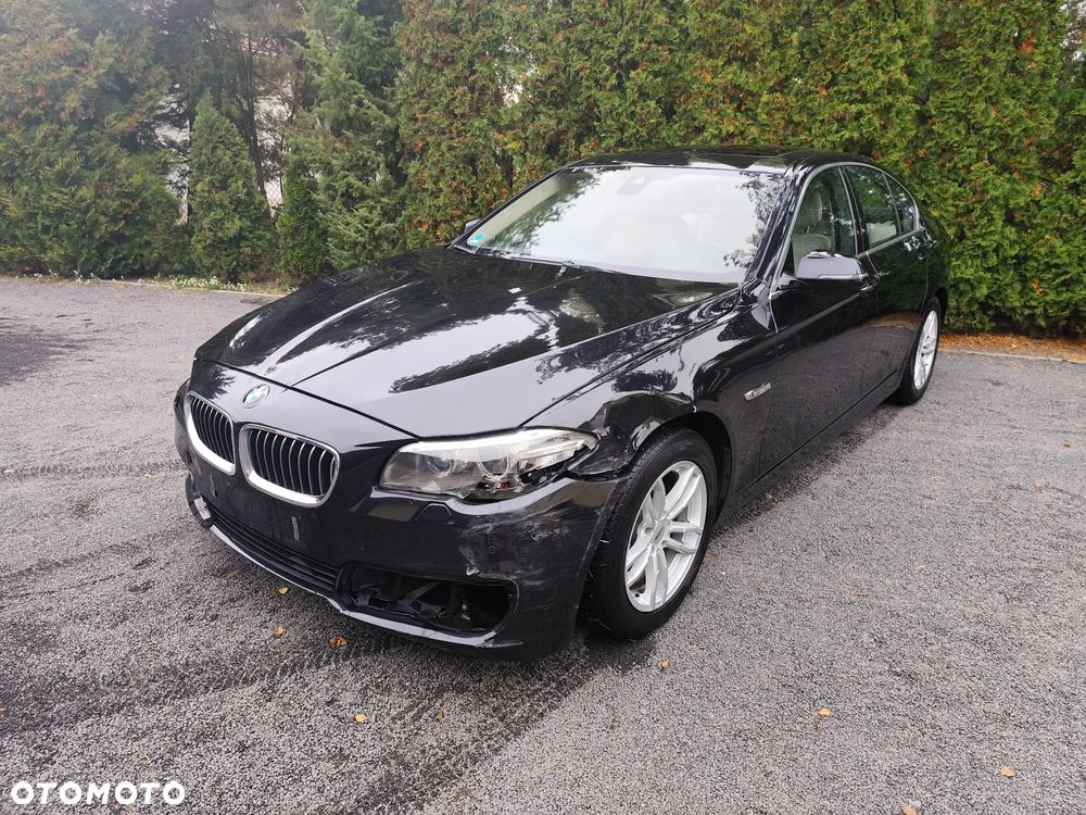 BMW Seria 5 2015 photo 2