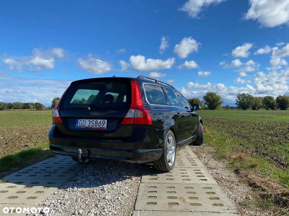 Volvo V70 2.5T Momentum - 3