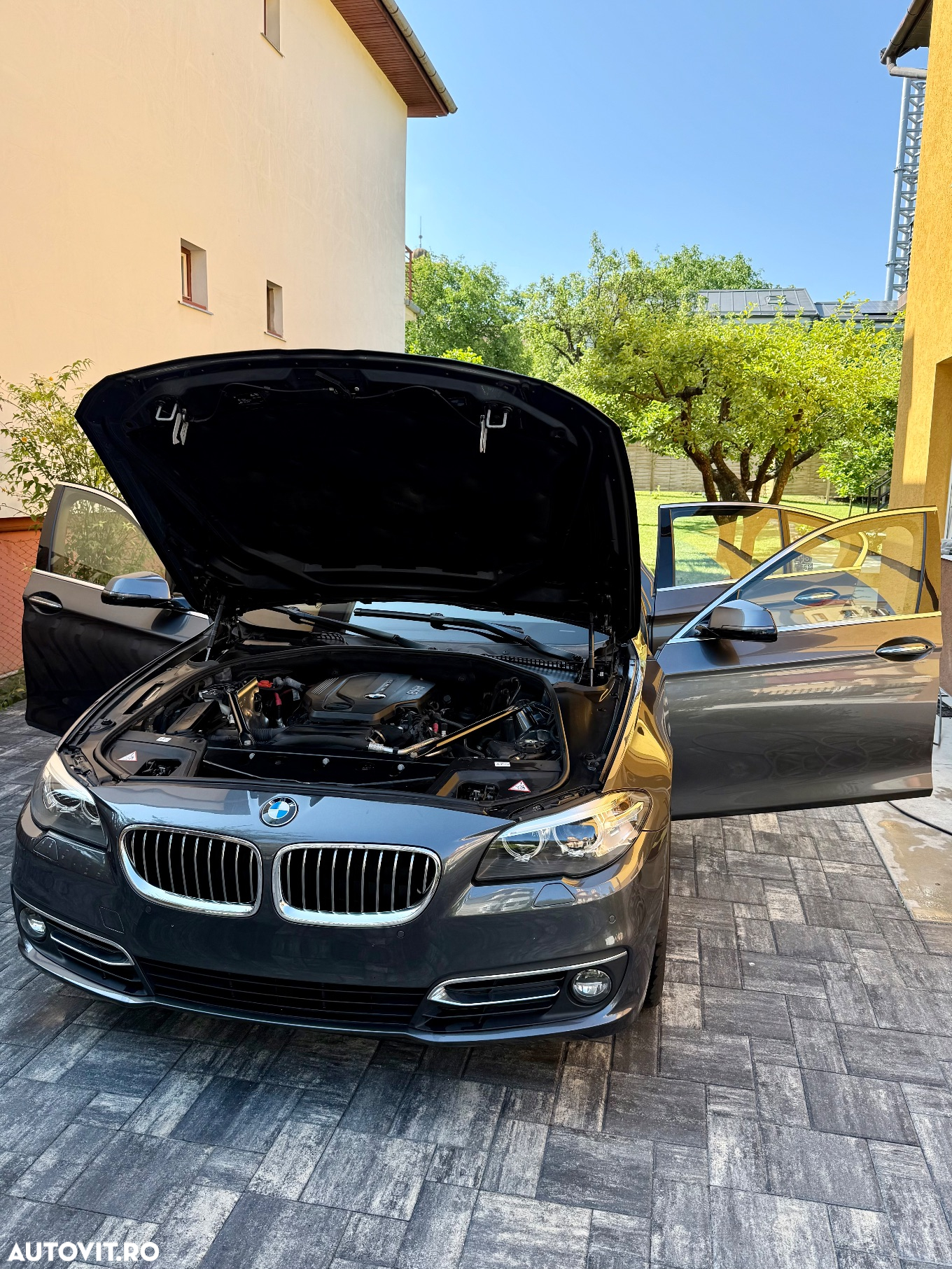 BMW Seria 5 520d xDrive Aut. Luxury Line - 11