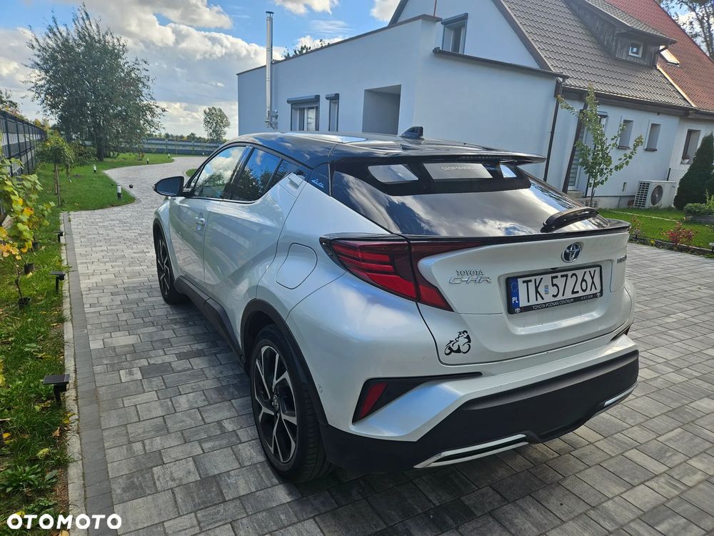 Toyota C-Hr 2020 photo 2