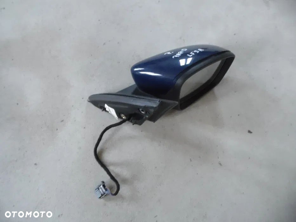 lusterko prawe skoda Rapid Europa kod lak LF5A