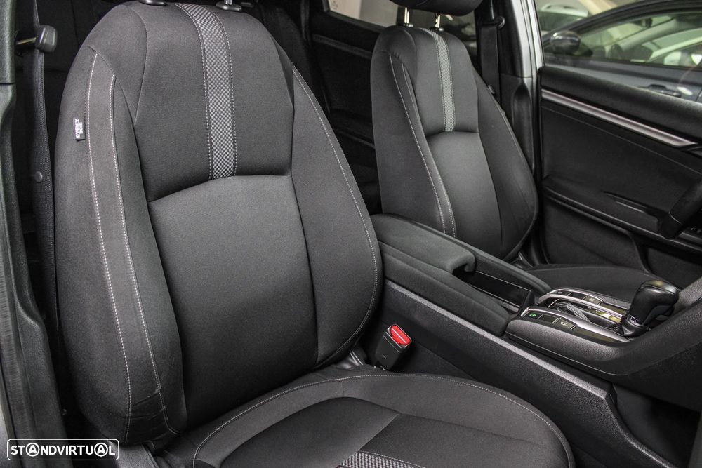 Honda Civic 1.0 i-VTEC Elegance Navi CVT - 13