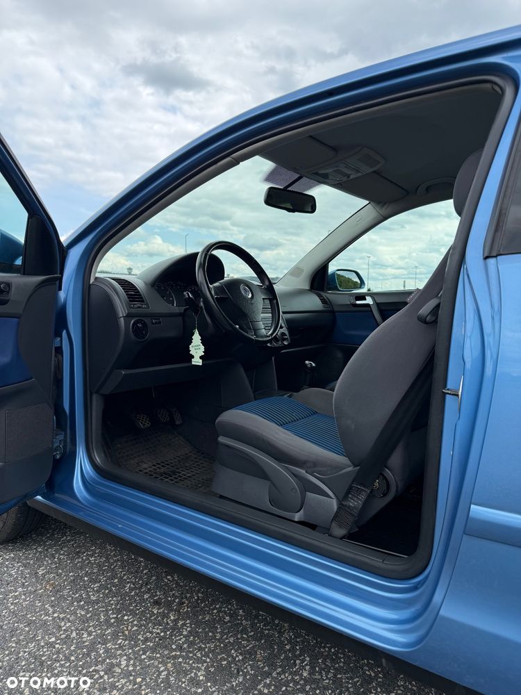 Volkswagen Polo 1.4 Comfortline - 12