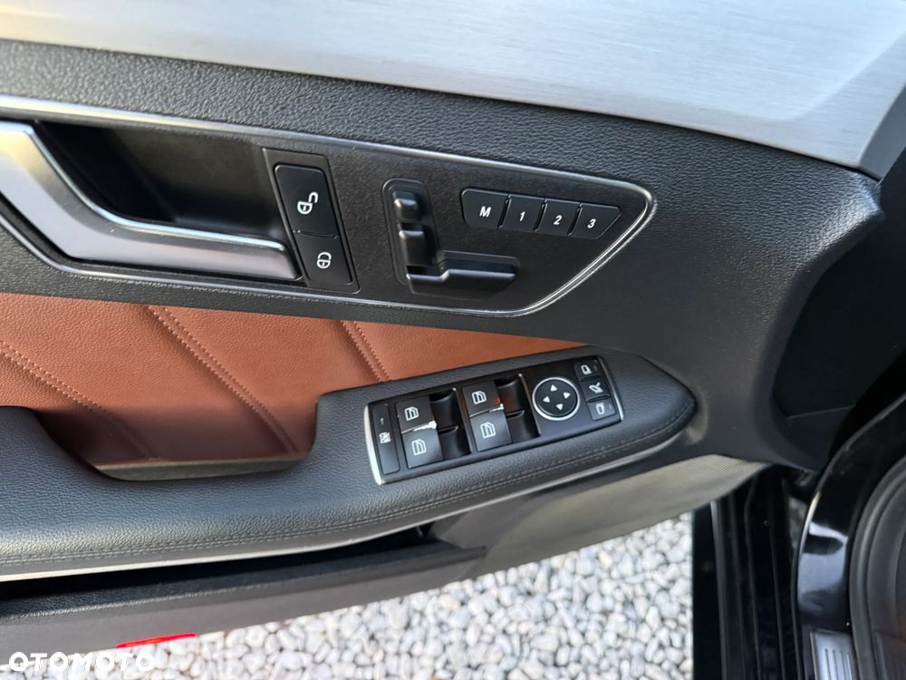 Mercedes-Benz Klasa E 350 CDI BlueEff Avantgarde - 36