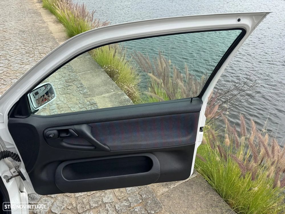 VW Polo 1.3 GL - 16