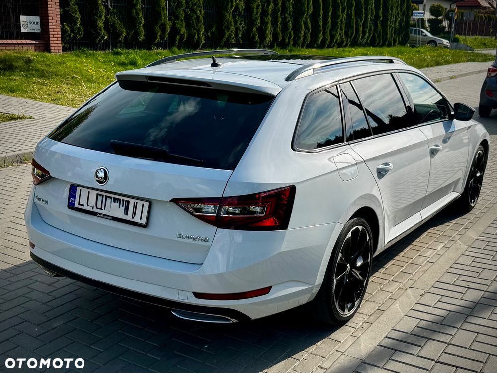 Skoda Superb 2.0 TDI SCR Sportline DSG - 2