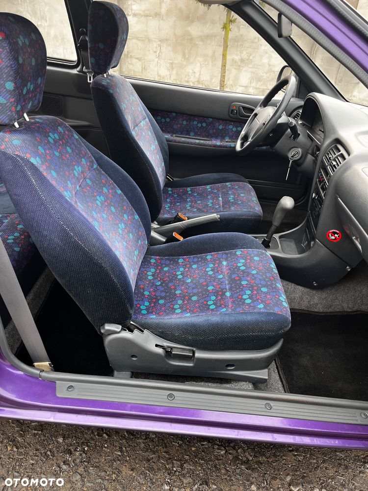 Suzuki Swift 1.0 GL - 11