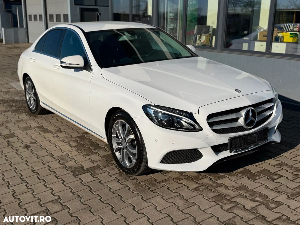 MERCEDES-BENZ C-Class