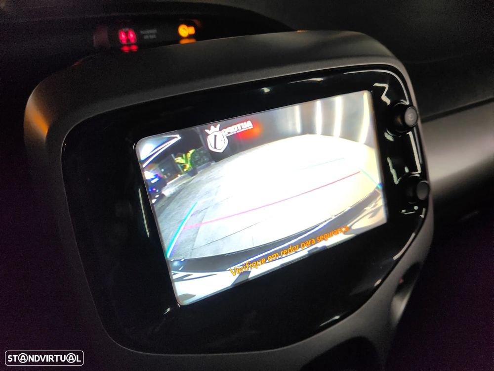 Toyota Aygo 1.0 X-Play+X-Touch - 17