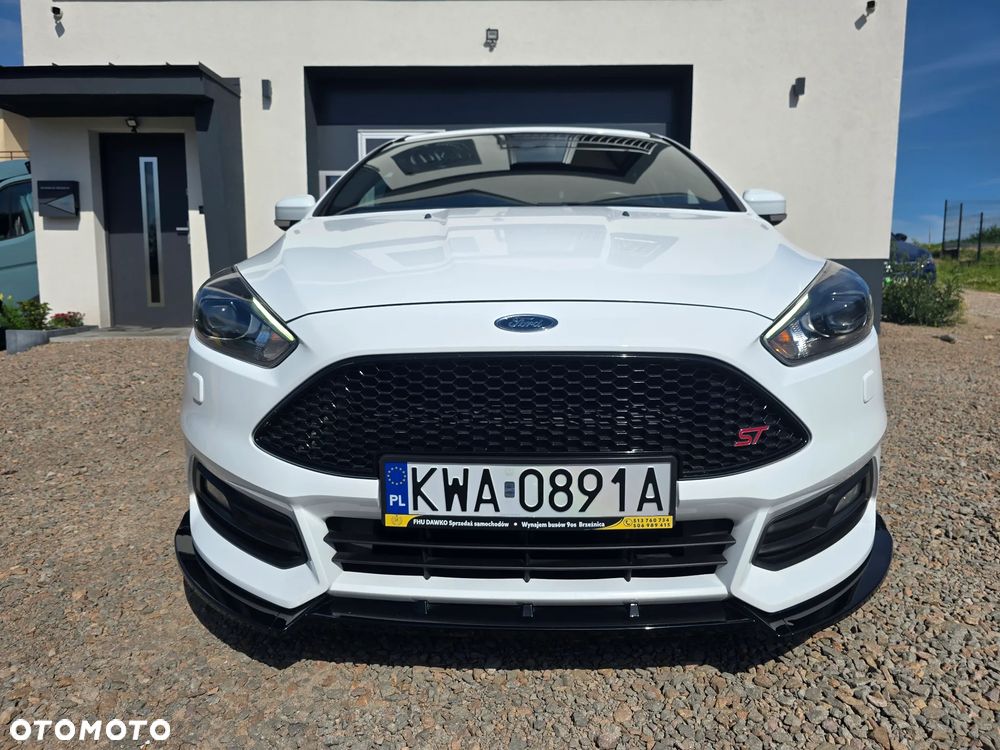 Ford Focus - 11