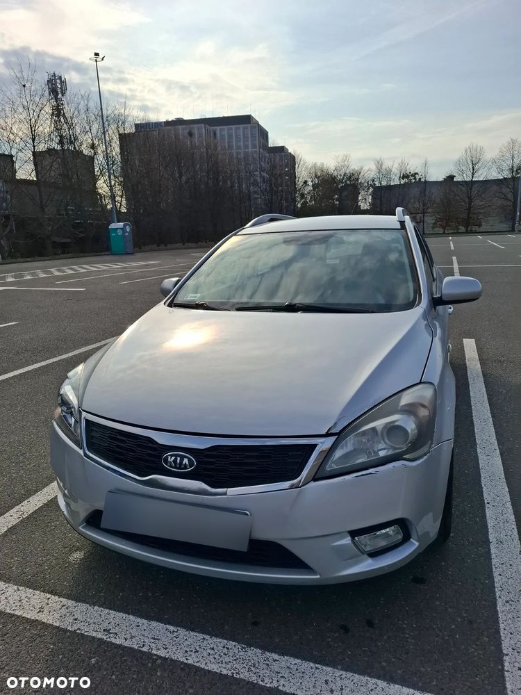 Kia Ceed 1.6 Crdi M - 1