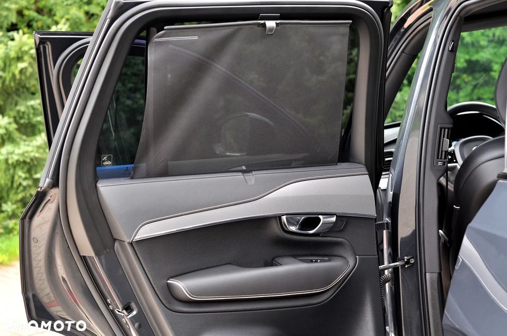 Volvo XC 90 T8 AWD Twin Engine Geartronic RDesign - 17