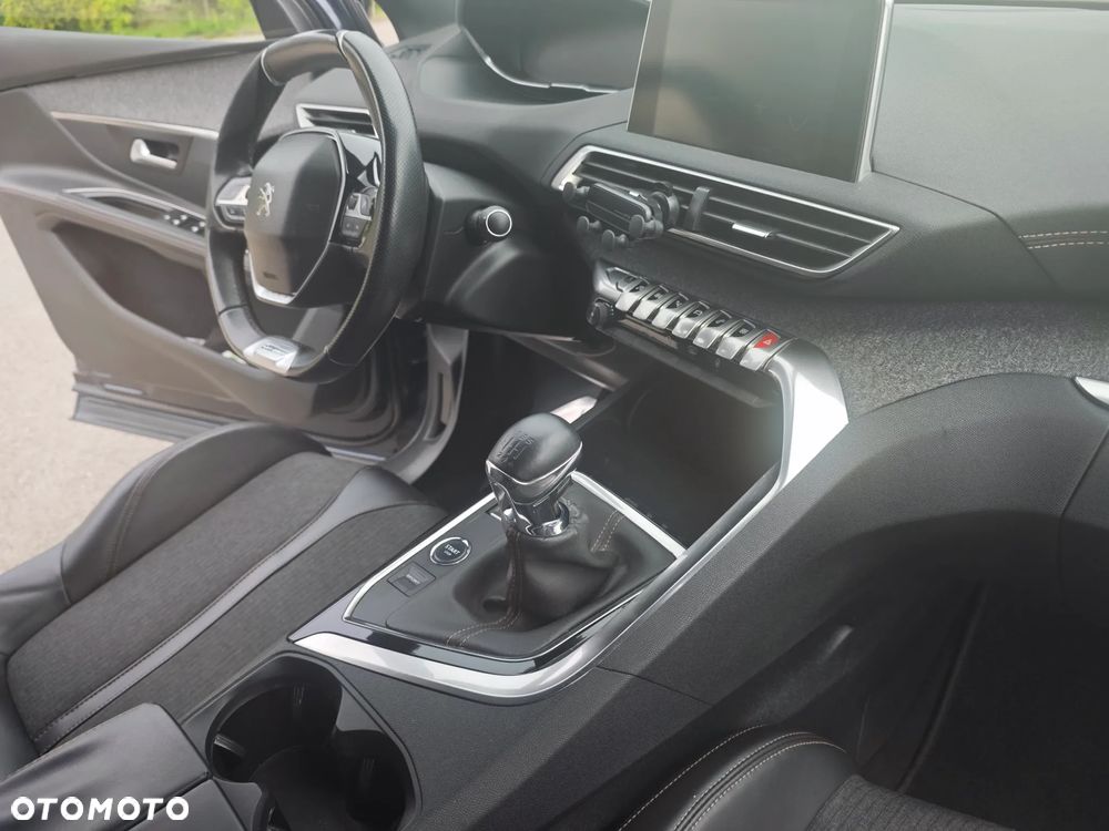 Peugeot 5008 - 20