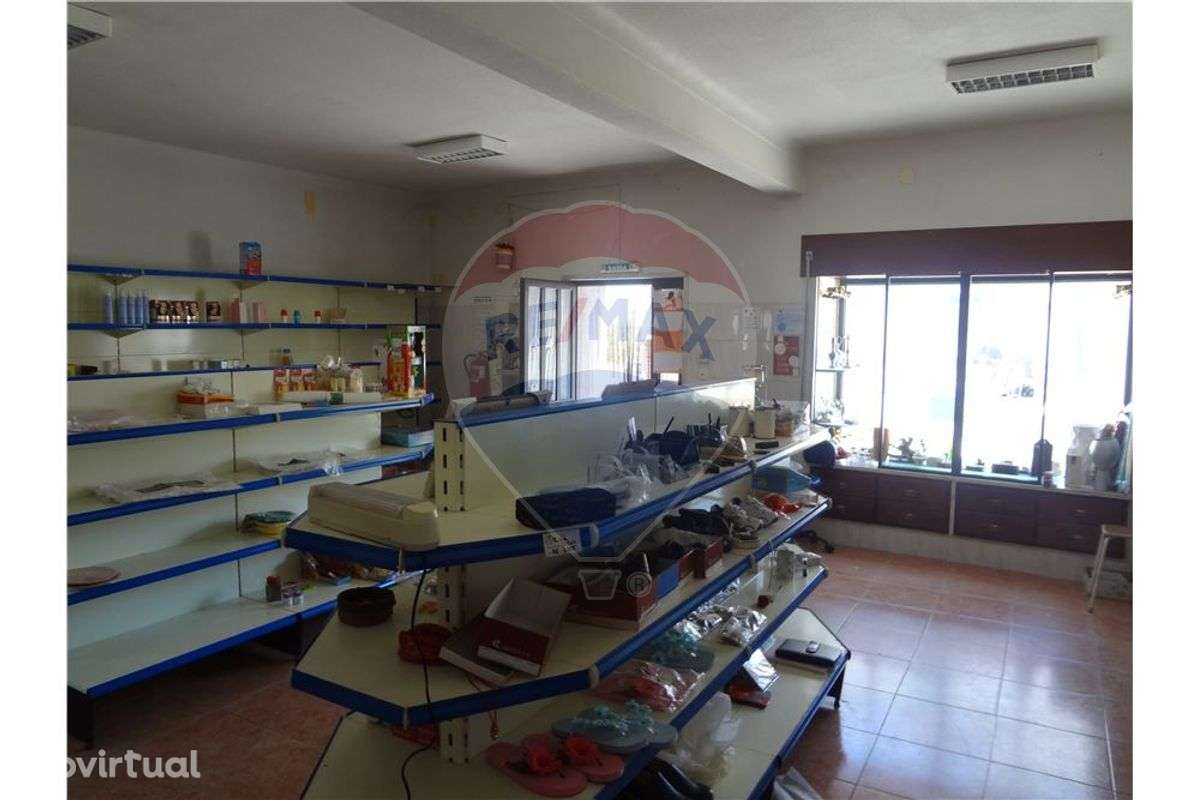 Loja para comércio em S. Facundo - Grande imagem: 4/12