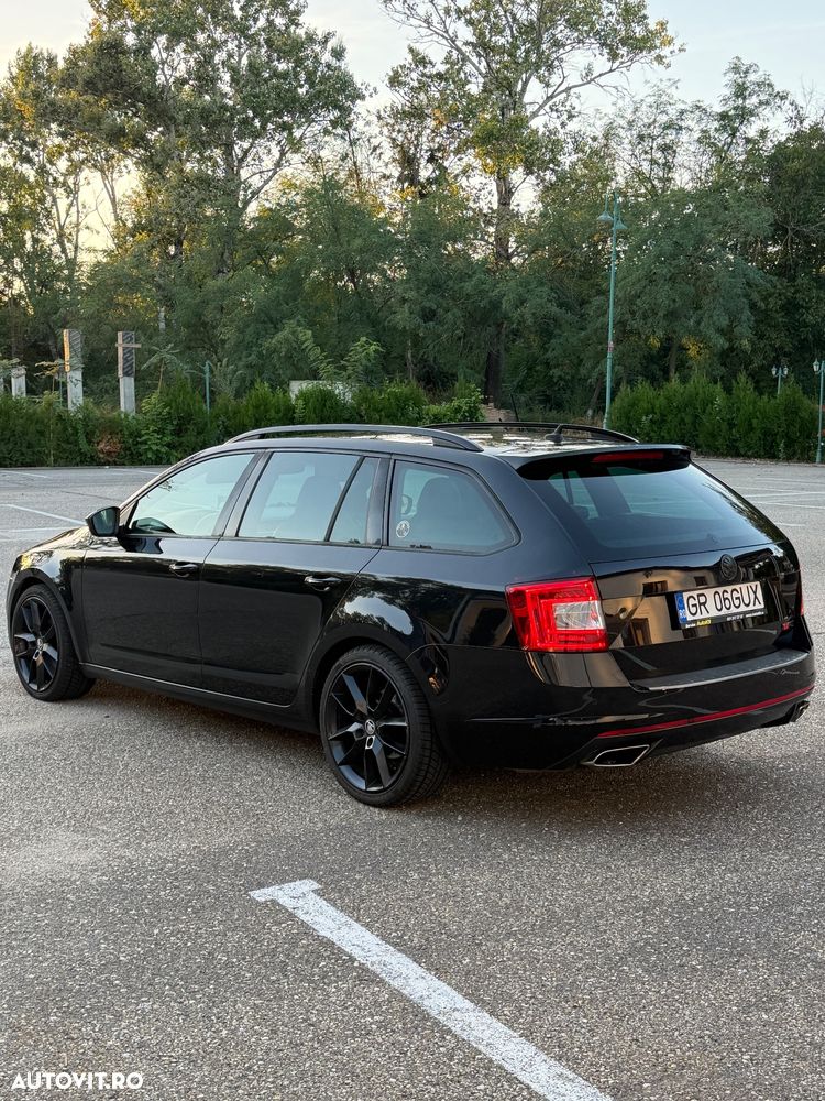 Skoda Octavia 2.0 TDI DSG RS - 5