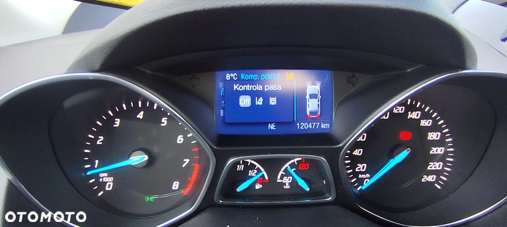 Ford Kuga 1.6 EcoBoost 2x4 Titanium - 30