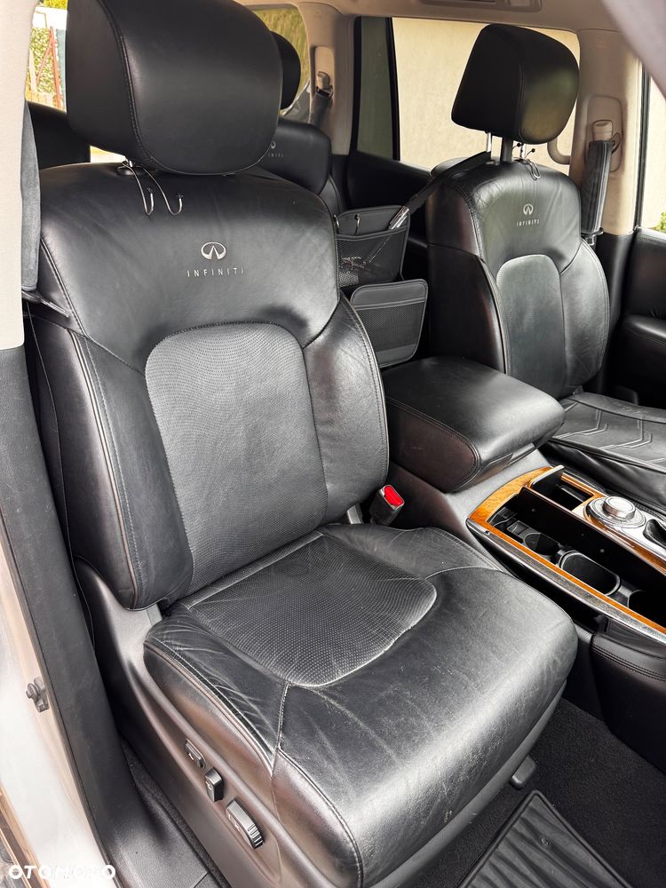 Infiniti QX80 - 20